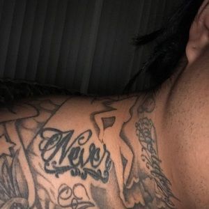 Meet your Posher, Elroy